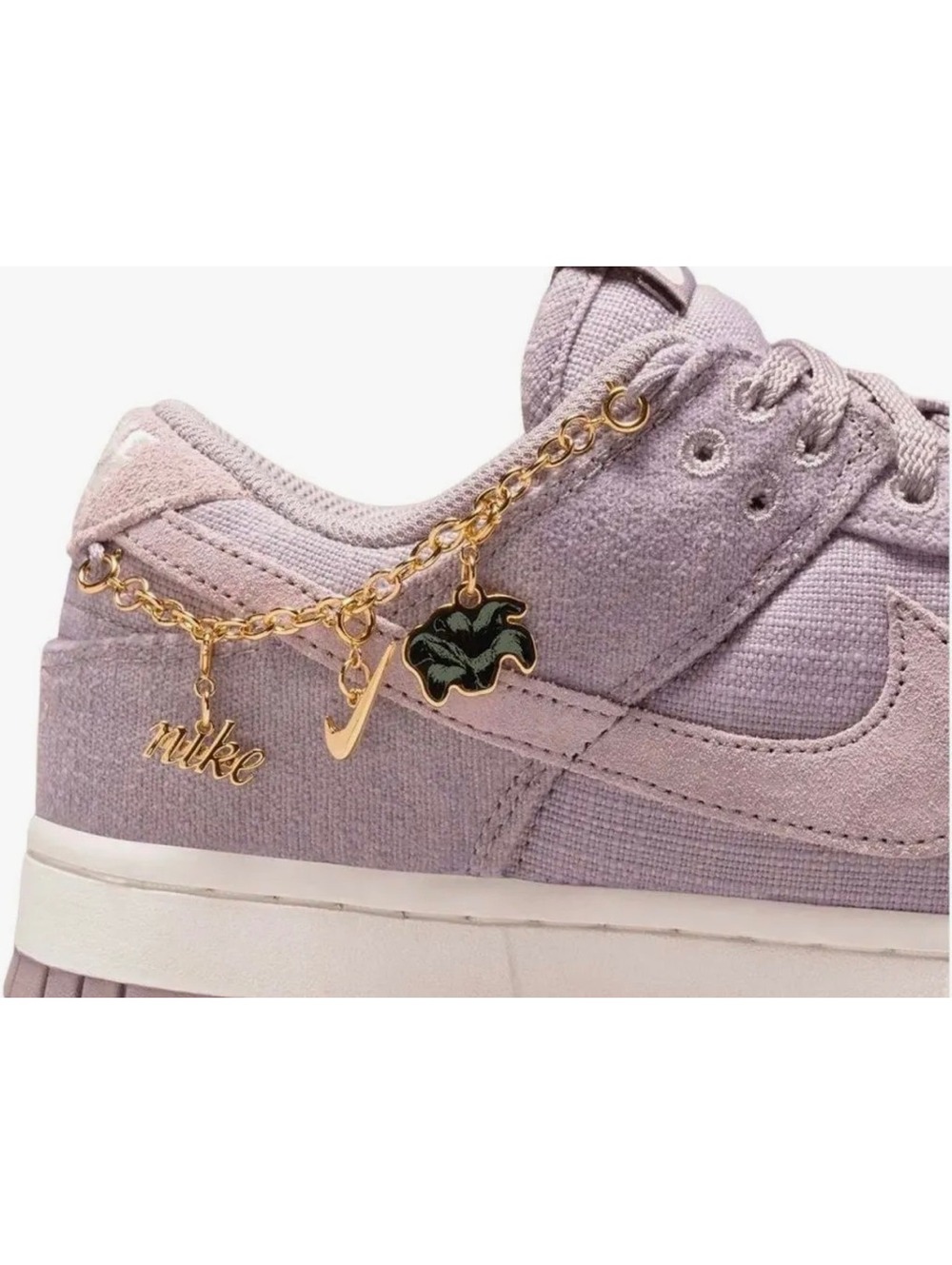 WMNS Nike Dunk Low Sneakers Now Accepting All Flowers Lilac Gold Charm 8 BNIB